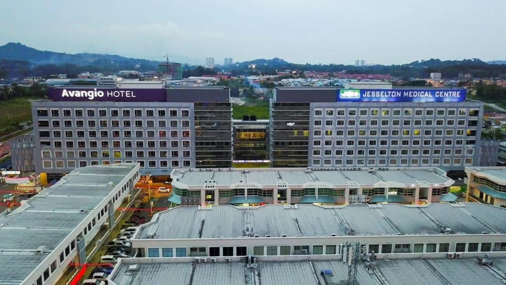 Avangio Hotel Kota Kinabalu - photo 23
