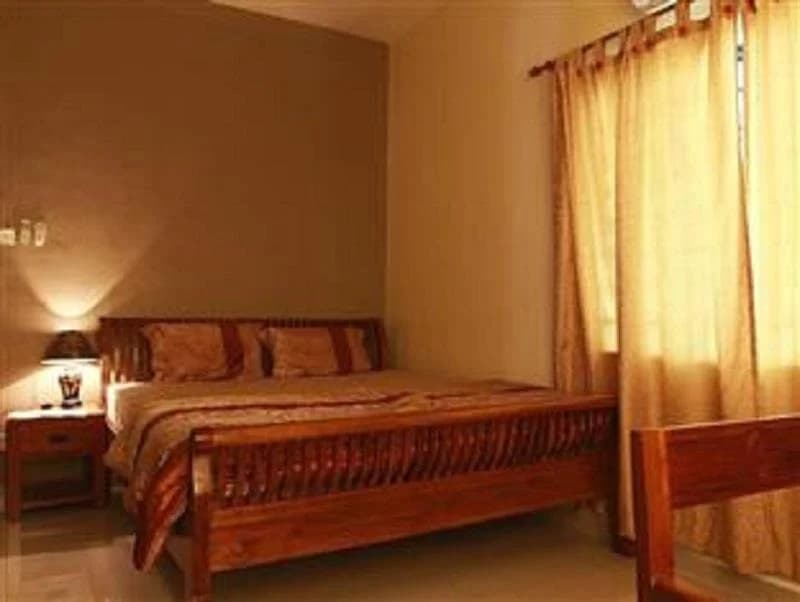 Sunshine Bungalow - photo 1