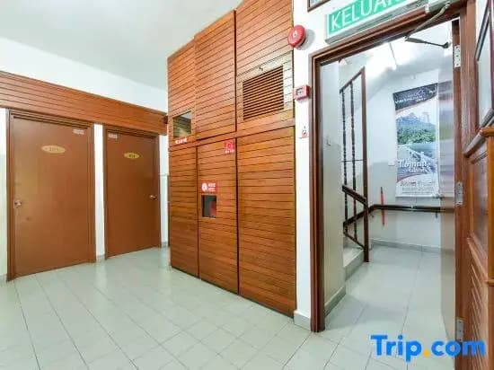 Hotel O near Monas formerly Cideng Timur Residence - photo 9