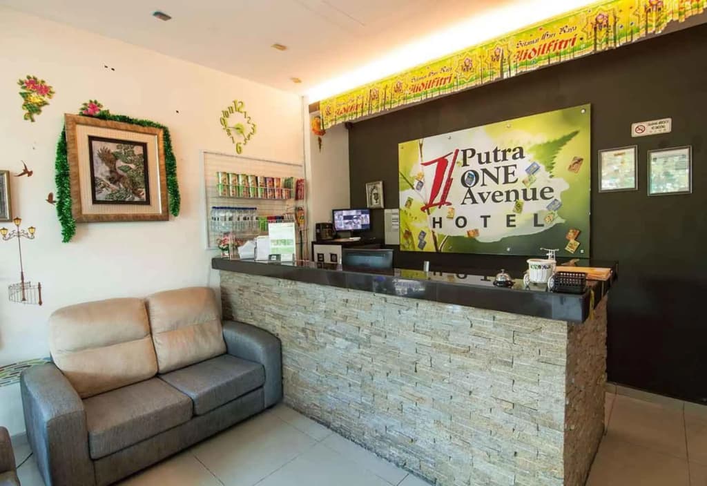 Putra One Avenue Hotel - photo 19