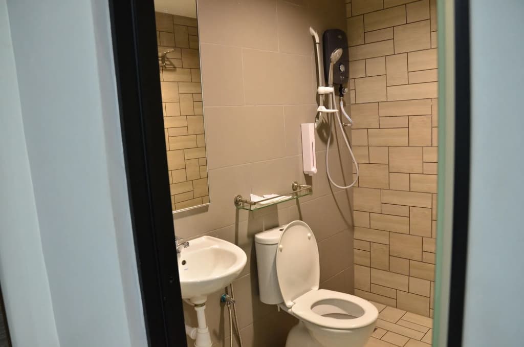D'Metro Hotel - photo 9