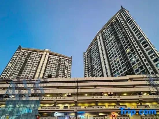 Jesselton Quay Staycation by V’luma Suites - photo 2