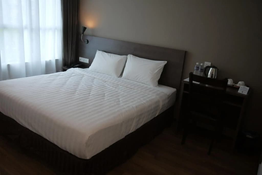 KL Hotel - photo 6
