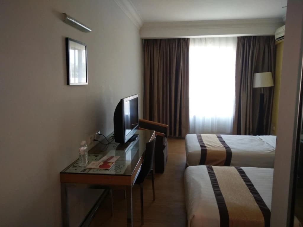 Tang Dynasty Lodge Tuaran - photo 4