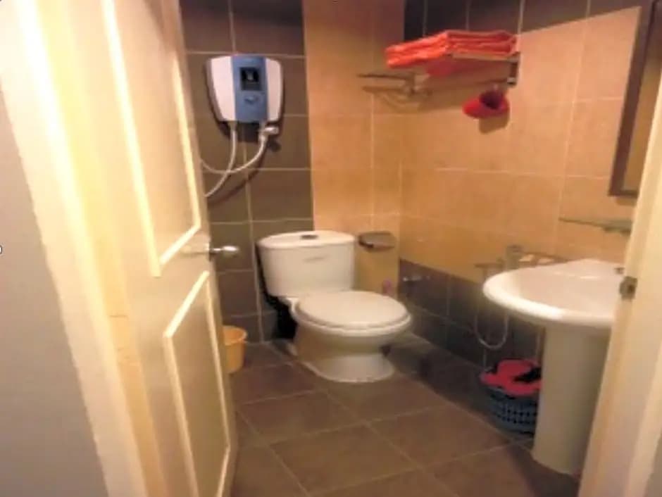 Hotel Budget Lestari - photo 7