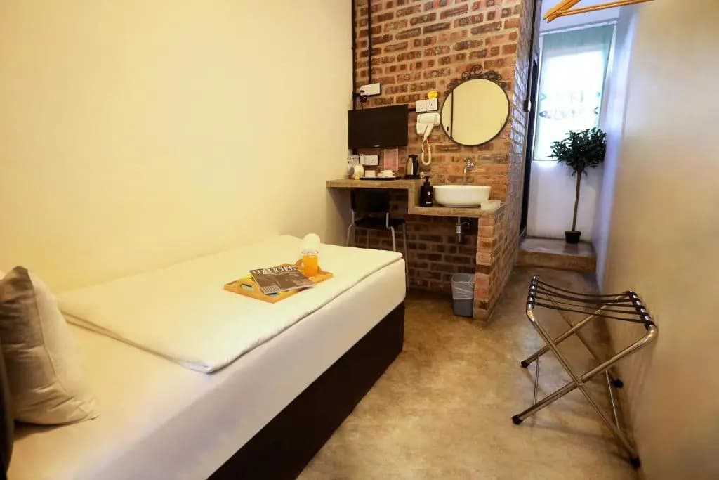 Suite 18 Boutique Hotel - photo 8