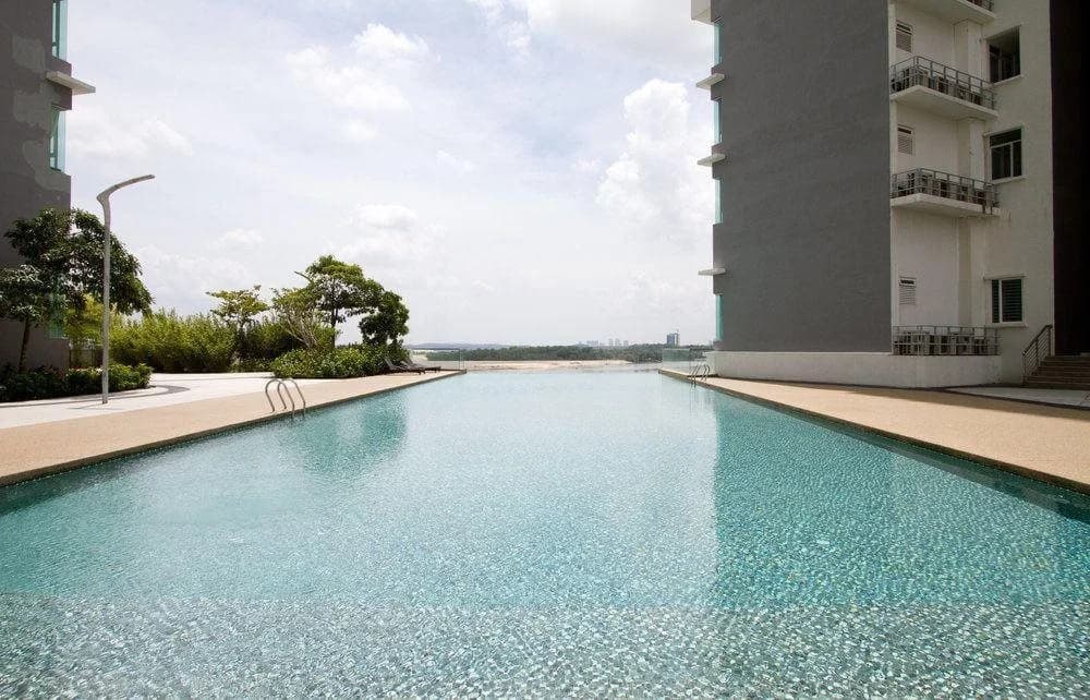 ZzezyTropez Residence JB - photo 10