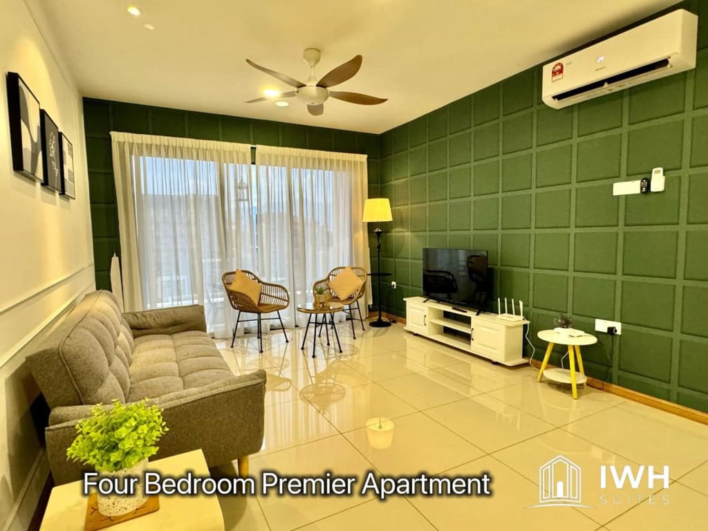 Ipoh Waterpark Homestay 7-12pax 3 Or 4Bedrooms Pool or City View with 2parking - photo 16