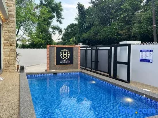 The Luxurious 23 @ GameTopia Villa - photo 1