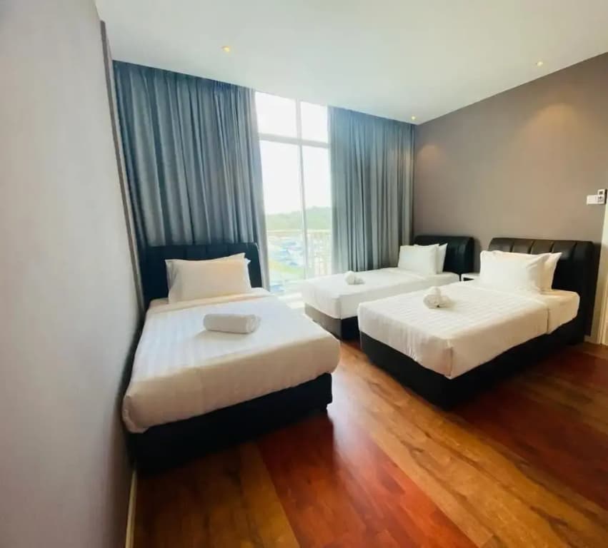 Stirling Suites - photo 1