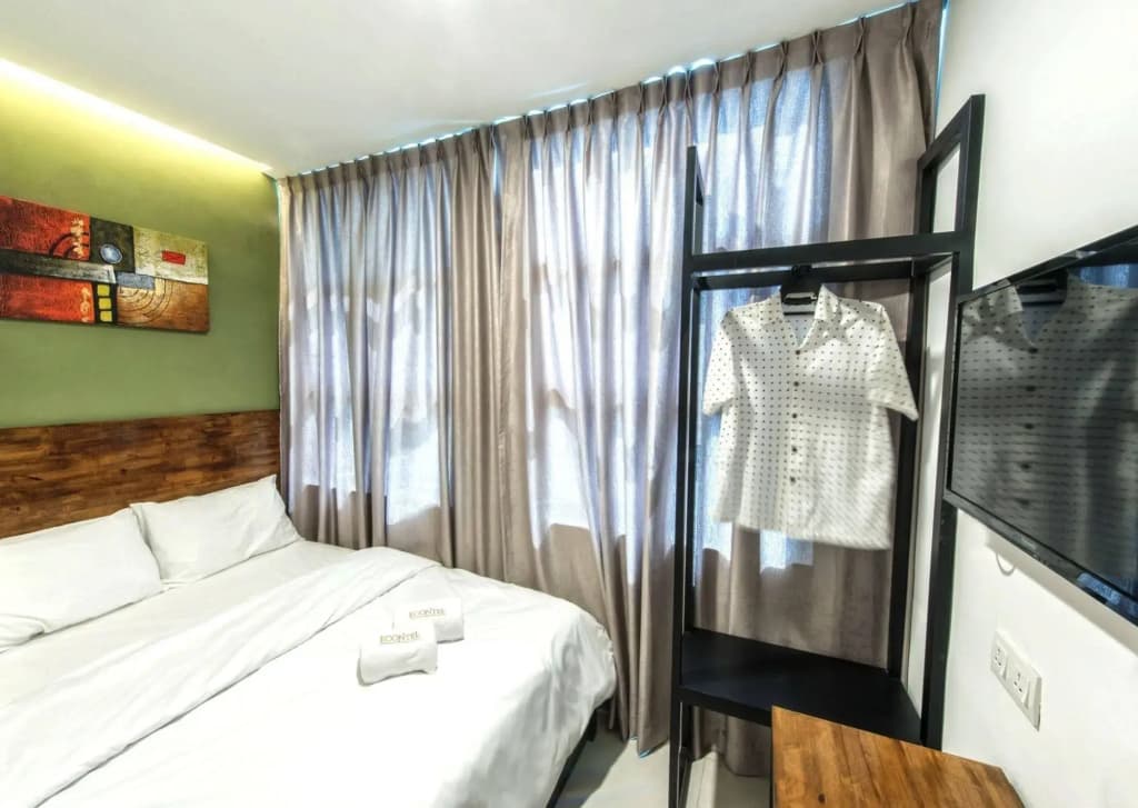 Econtel Hotel - photo 2
