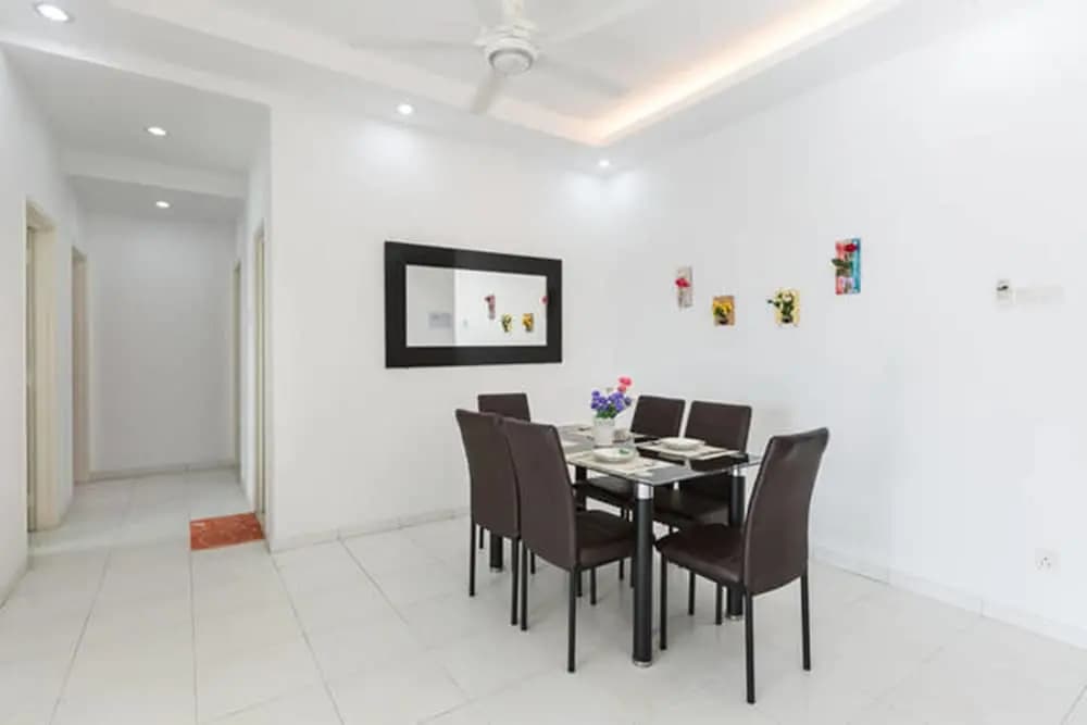 Sky Holiday Home - City View - photo 10