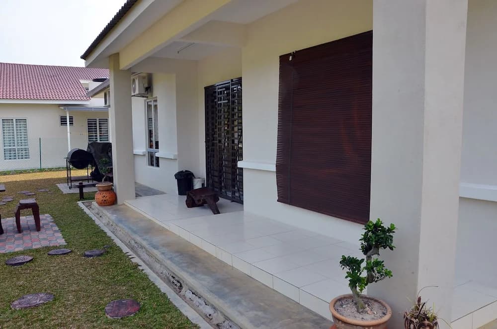 Nur Banglo Homestay Port Dickson - photo 14