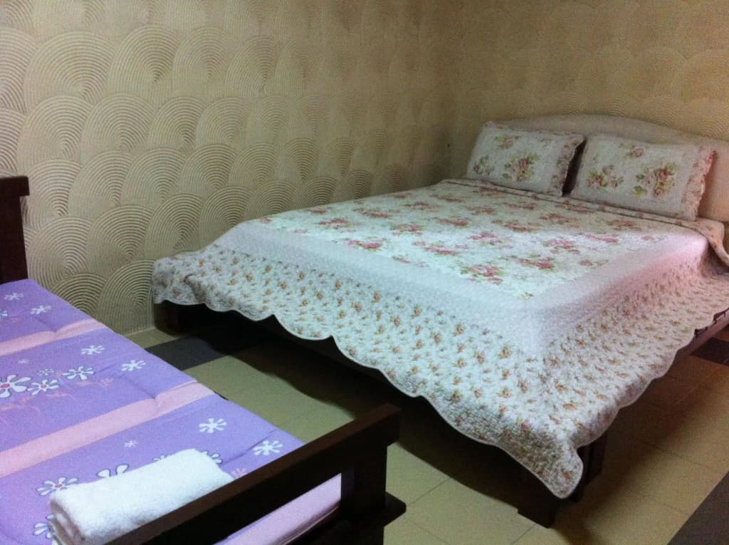 TnT Novelty House - photo 4