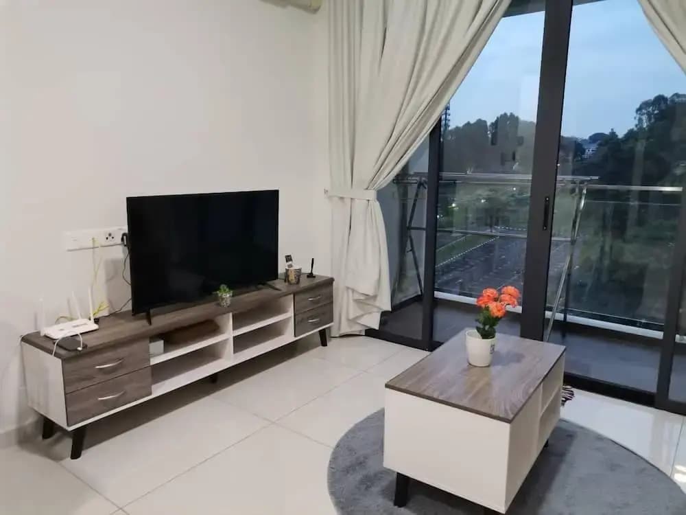 Cityview 2BR Country Garden Danga Bay @ Natol - photo 2