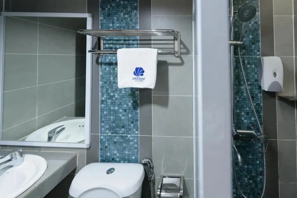 Samudra Court Hotel - photo 10