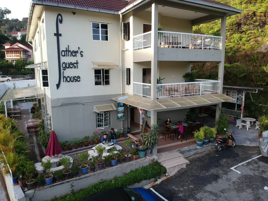 Fathers Guesthouse - photo 13