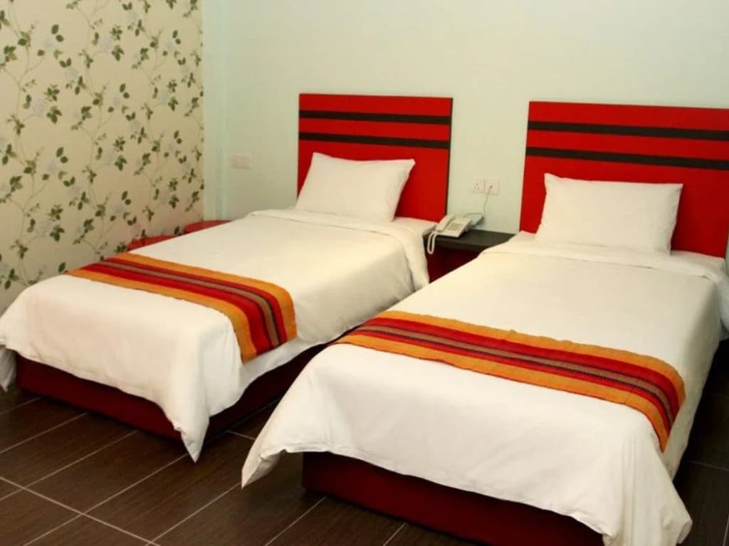 Hotel EST Penang - photo 2