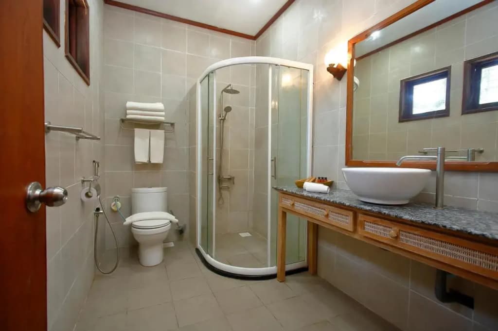 Mari Mari Backpackers Lodge, Mantanani Island - photo 6