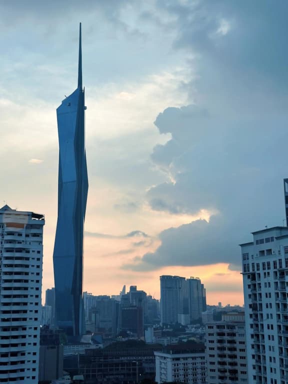 6PAX SUITES KL CITY Pavilion at Bukit Bintang NETFLIX & WIFI - photo 15