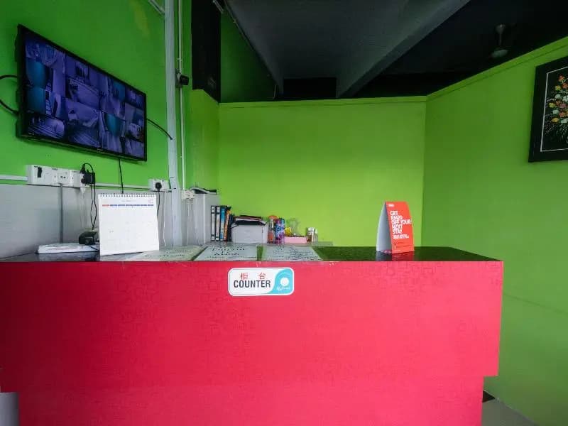69 Room 4 Stay by OYO Rooms - photo 9
