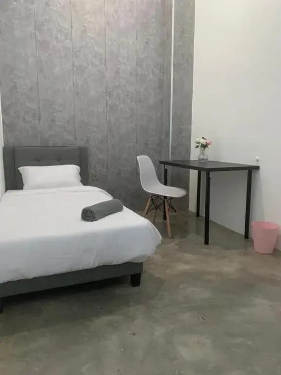Mini Rest Room (Mini but 99% Full Equipped) - photo 3
