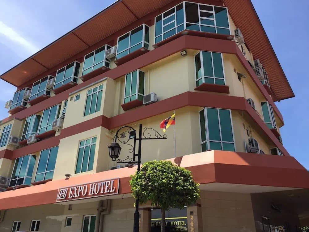 Expo Hotel - photo 1
