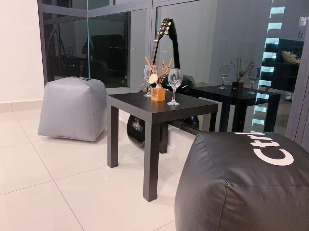 The Luxury Jazz Suites - photo 10