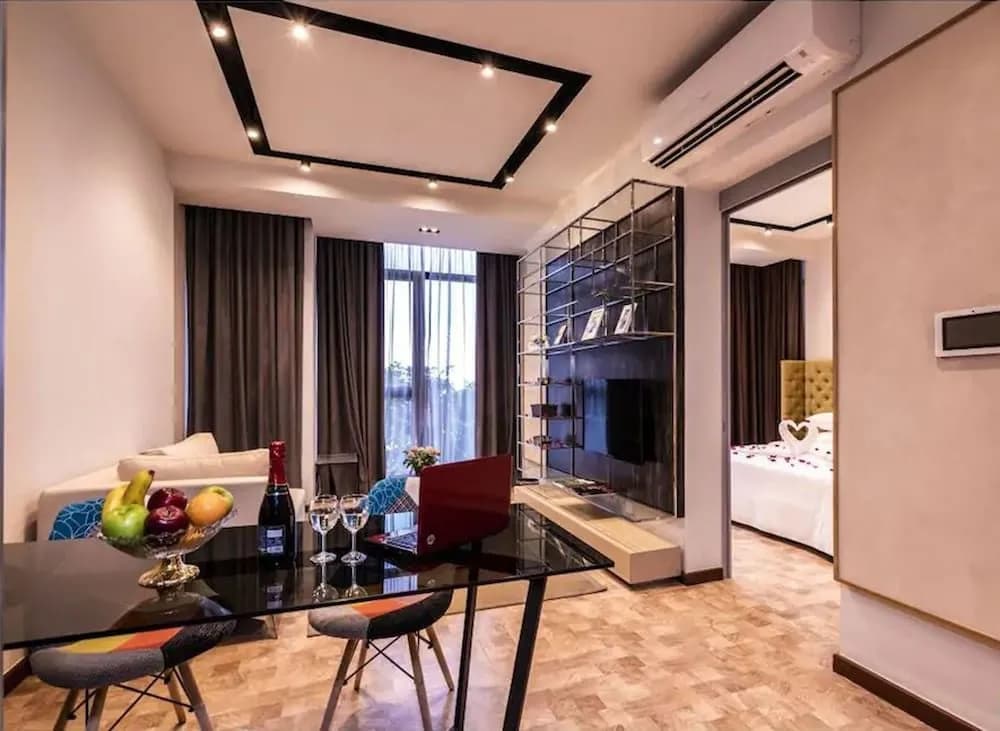 Expressionz Professional Suites by SweetHome - photo 6