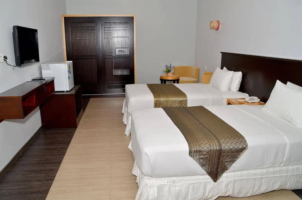 Borneo Cove Hotel - photo 6