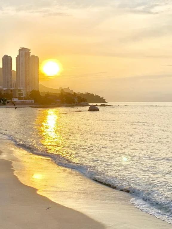 Hompton by the Beach Penang - photo 16