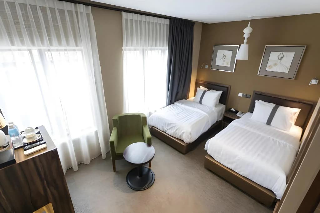Z Hotel - photo 28