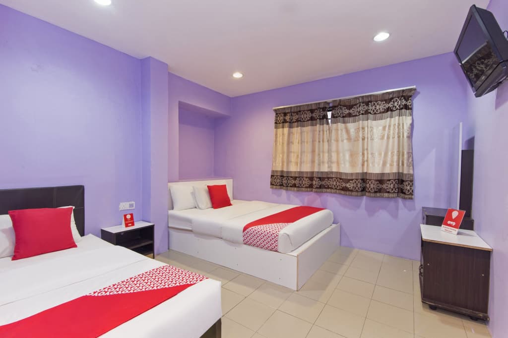OYO 280 Hotel Dragon Inn - photo 3