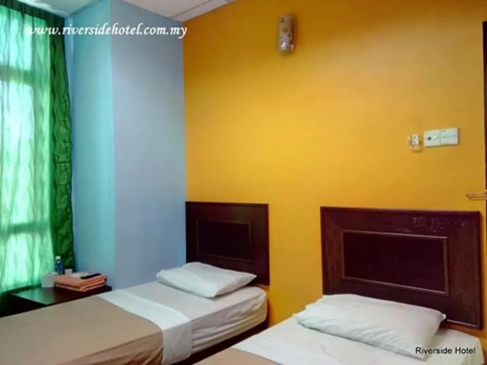 Riverside Hotel - photo 4