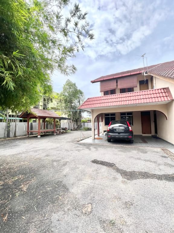 Teratai Homestay Batu Buruk - photo 28