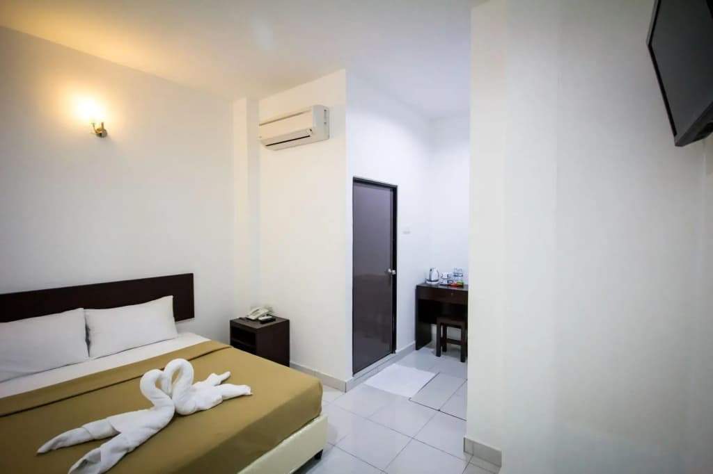 Georgetown Inn by Sky Hive - photo 4