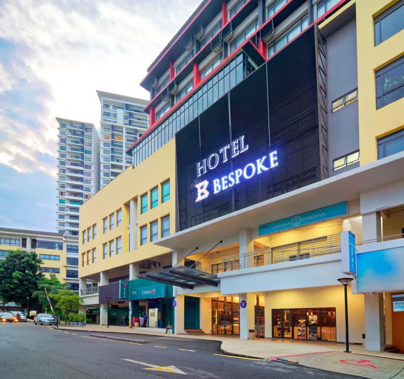 Bespoke Hotel Puchong - photo 1