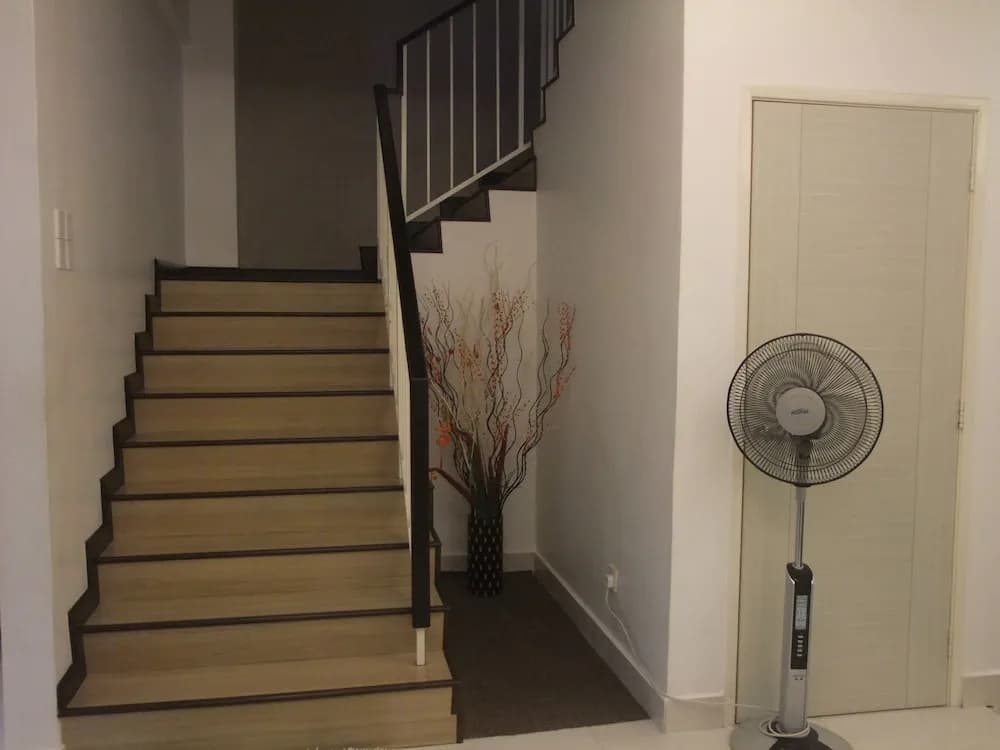 iBook 1 - Luxury Holiday Homestay - photo 17
