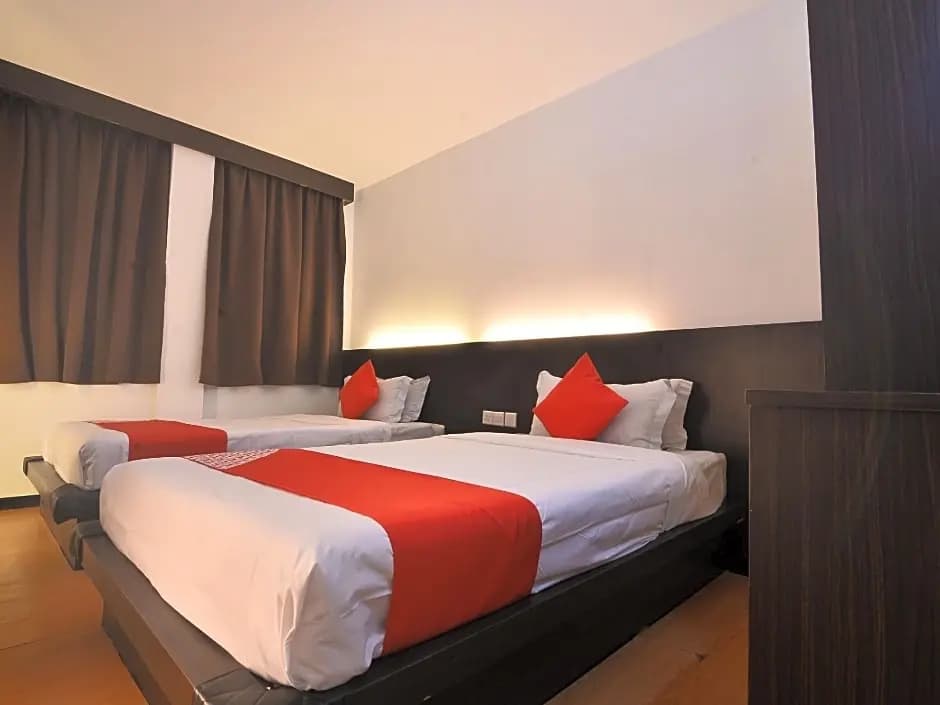 OYO 43960 Laksamana Executive & Boutique Hotel - photo 4