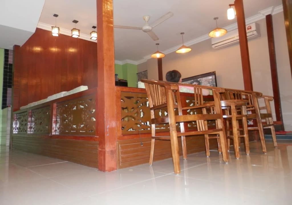 Travellers Planet Hotel & Guest House - photo 26