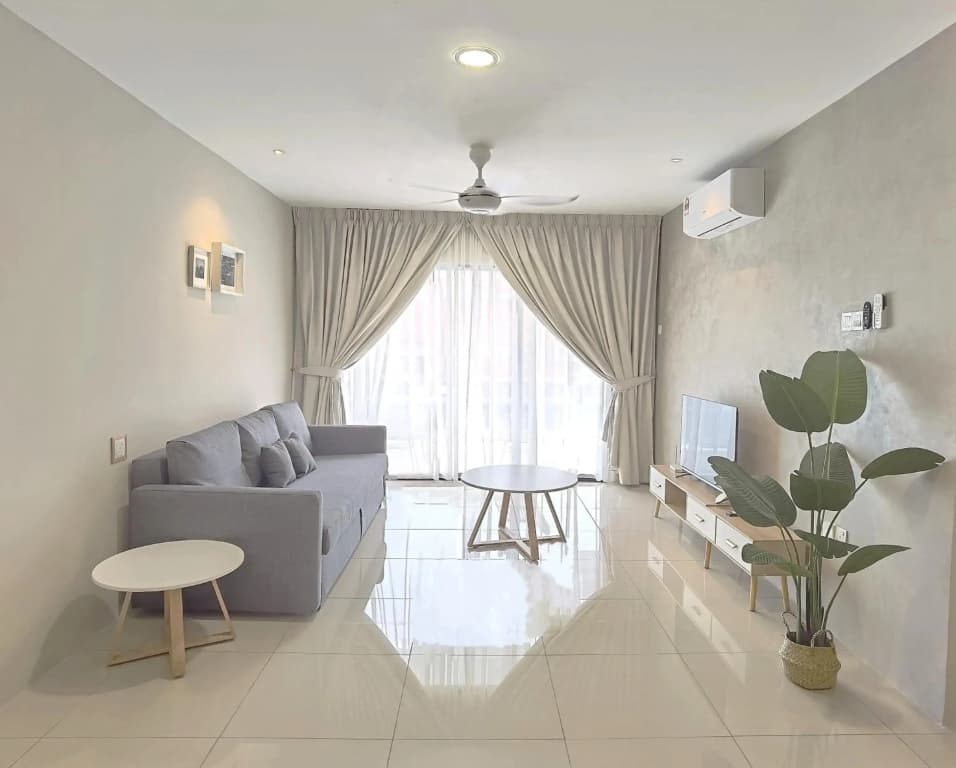 One Life Four Season Waterpark Guest House Manhattan Condominium - photo 12