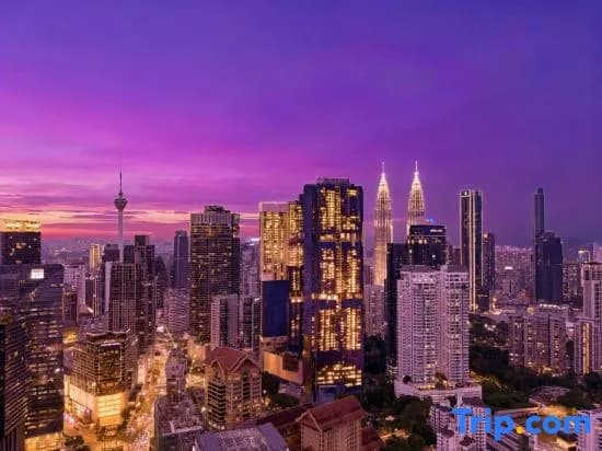 Bukit Bintang I N F i N i T E - Suites KLCC by YBS - photo 1