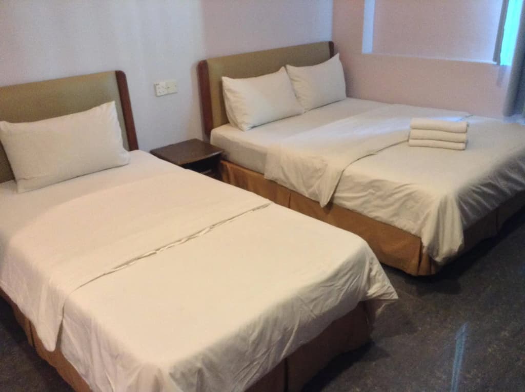 Sandakan Central Hotel - photo 3