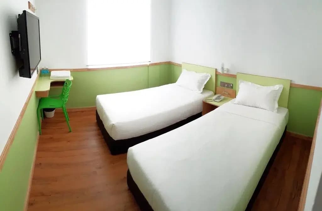 City Inn Hotel - photo 1