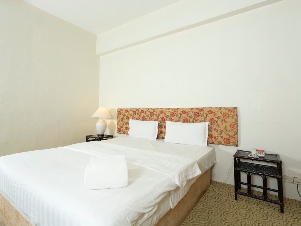 OYO 89619 De Choice Hotel - photo 3