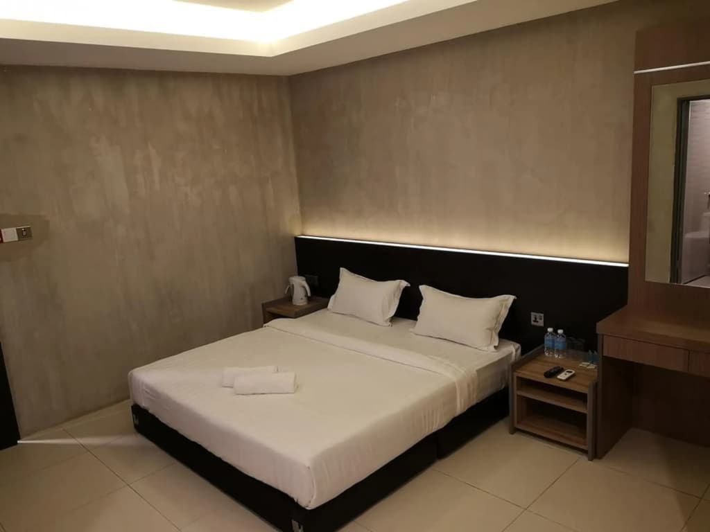 Monaco Boutique Hotel Sadong Jaya - photo 3
