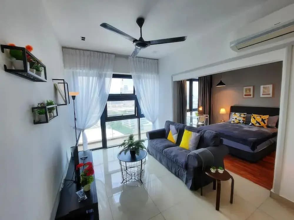 Ciao Pacific 63 Residence Apartments - photo 4
