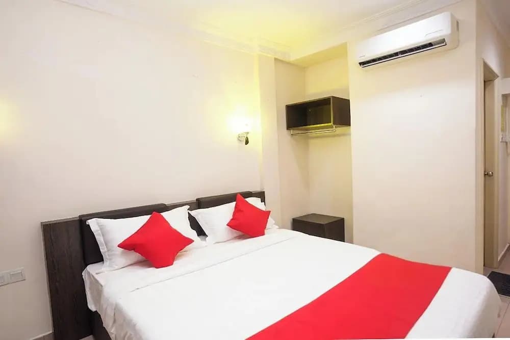 T P Hotel - photo 7