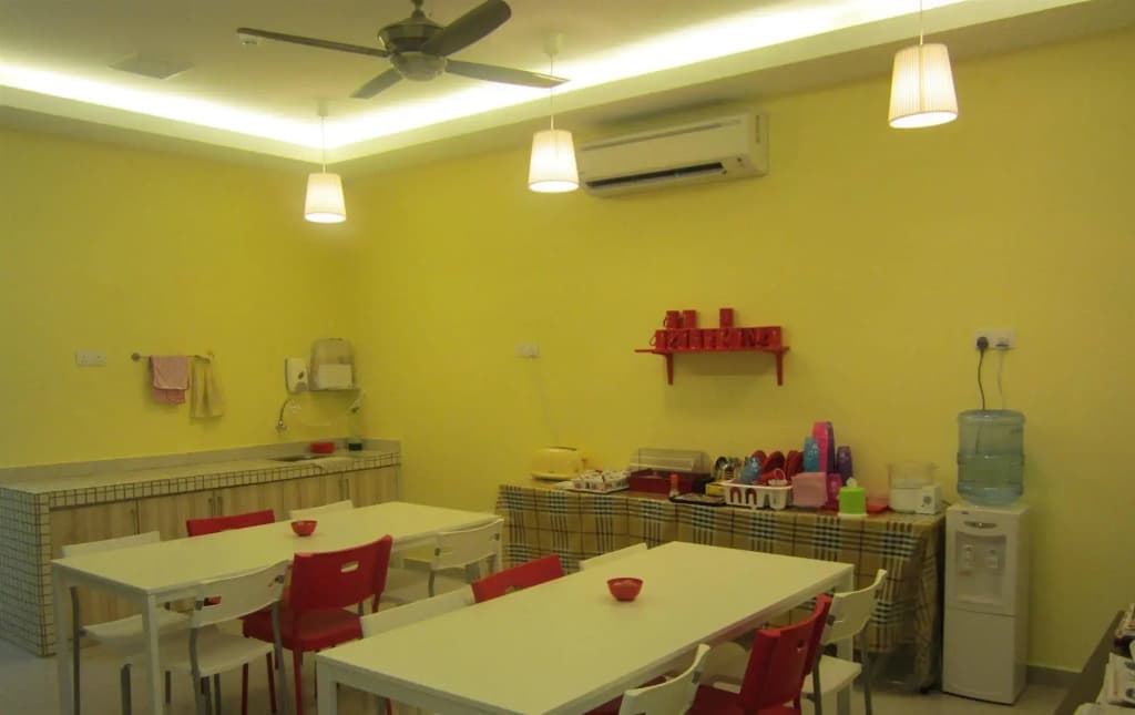 Hotel Zamburger Subang Jaya - photo 15