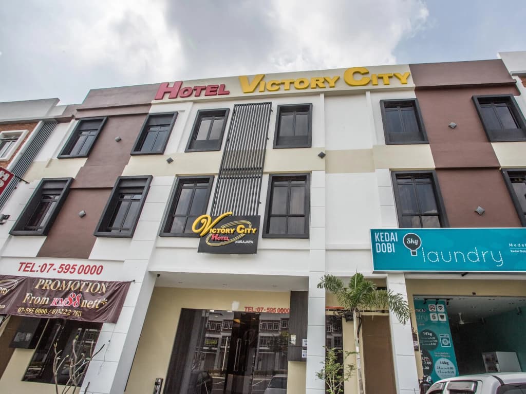 Hotel Zamburger Victory City - photo 1